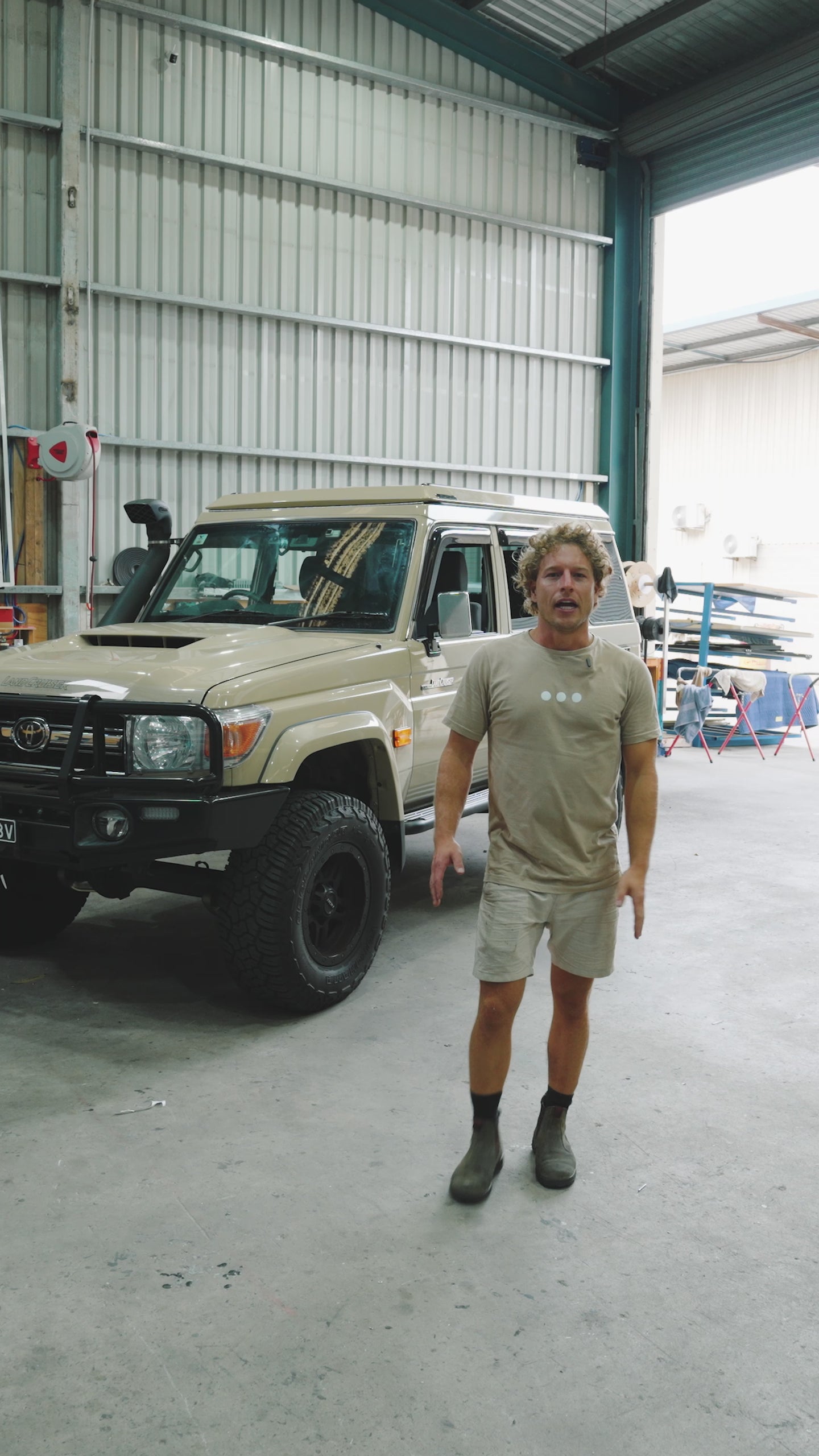 Toyota 76 Vehicle - walk through the conversion 